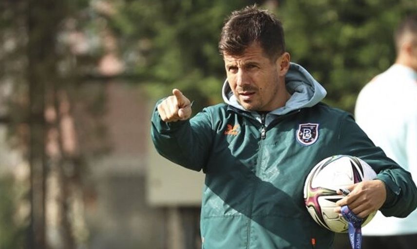 Medipol Başakşehir Teknik Direktörü Emre Belözoğlu'ndan Transfer Açıklaması!