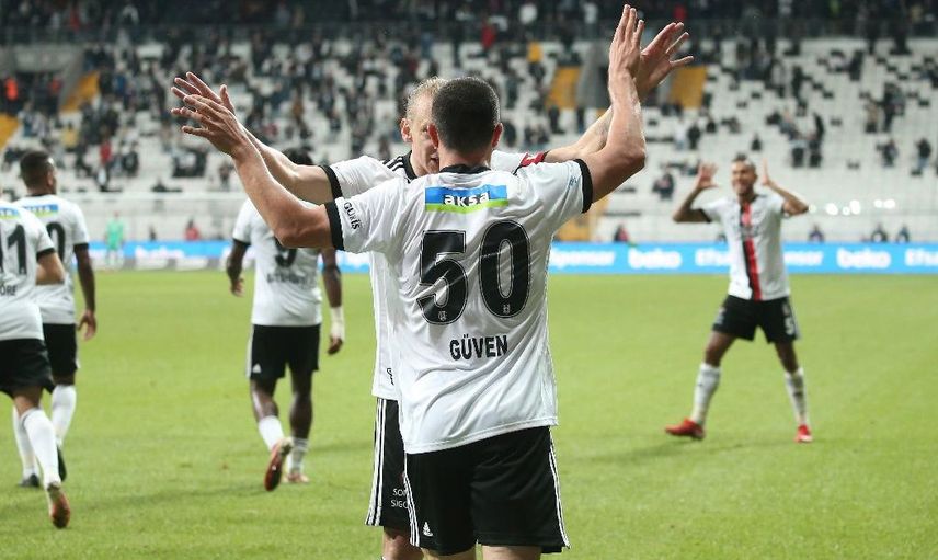 Medipol Başakşehir Beşiktaşlı Güven Yalçın'ı Kiralamak İstiyor!
