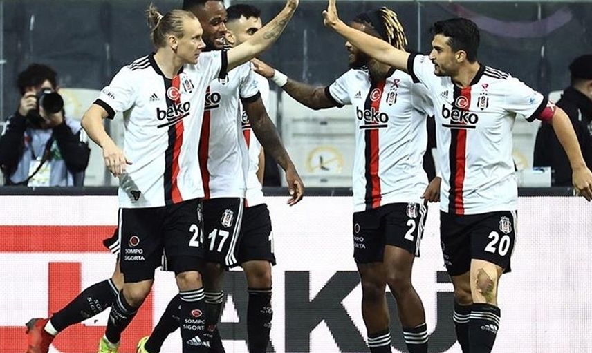 Beşiktaş'ın Yıldızı Cyle Larin Premier Lig'e Transfer Olmaya Sıcak Bakıyor!