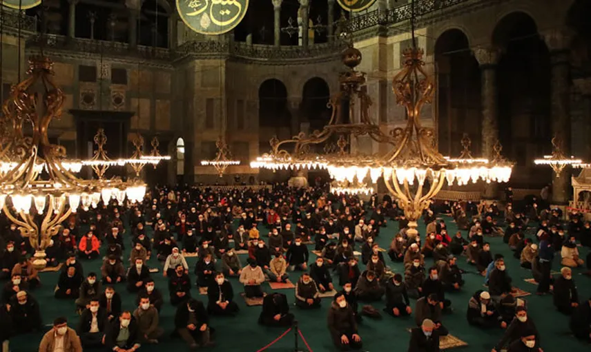 Yeşilay Vesilesi ile Ayasofya'ya Davet