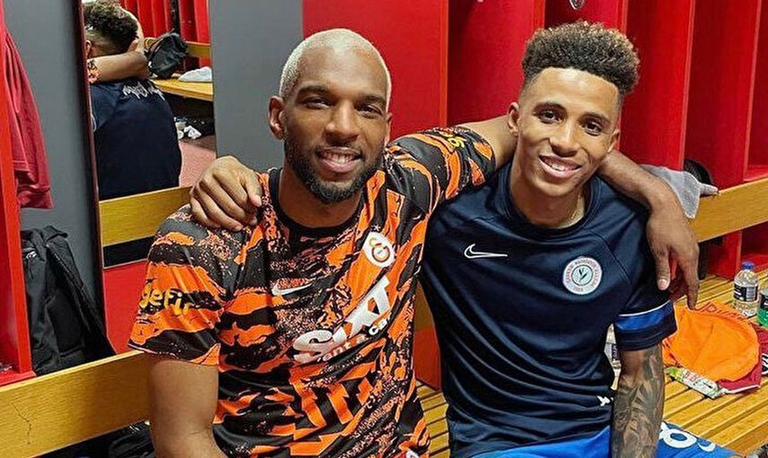Gedson Fernandes, Çaykur Rizespor'un Galatasaray ile oynadığı maçın ardından sarı kırmızılı takımın soyunma odasına gelmiş!