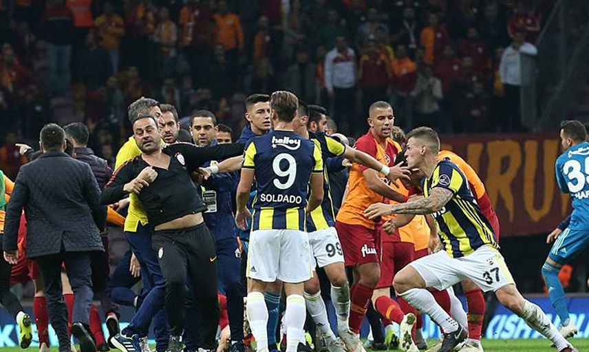 Galatasaray - Fenerbahçe Derbisinin Faturası İki Takıma da Ağır Yansıdı!