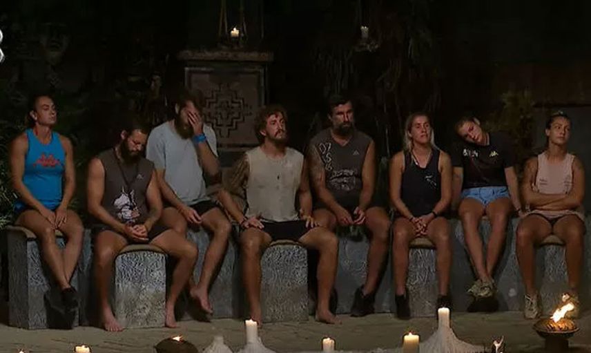 Survivor'da yine gergin anlar! Herkesle kavga ede ede yarışmayı bitirdi ama o isim sonunda eleme potasına girdi izleyenler oh çekti