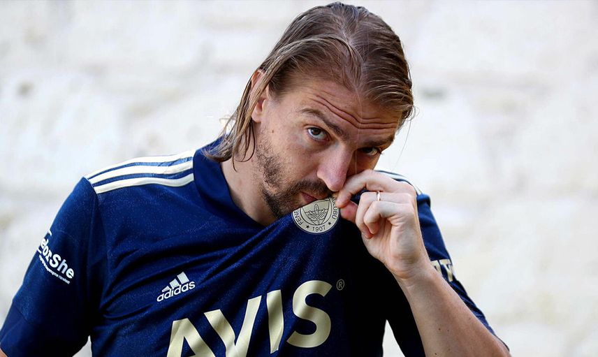 Caner Erkin'in Menajeri Fenerbahçe'den Ayrılığı Hakkında Çarpıcı Sözler Söyledi!