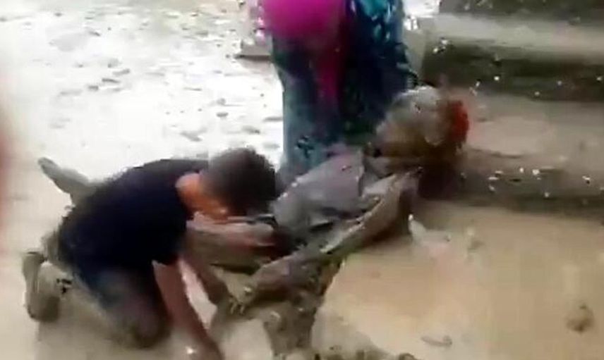 Van’da Genç Kadın Sele Kapıldı, O Anların Görüntüleri İzleyenleri Korkuttu