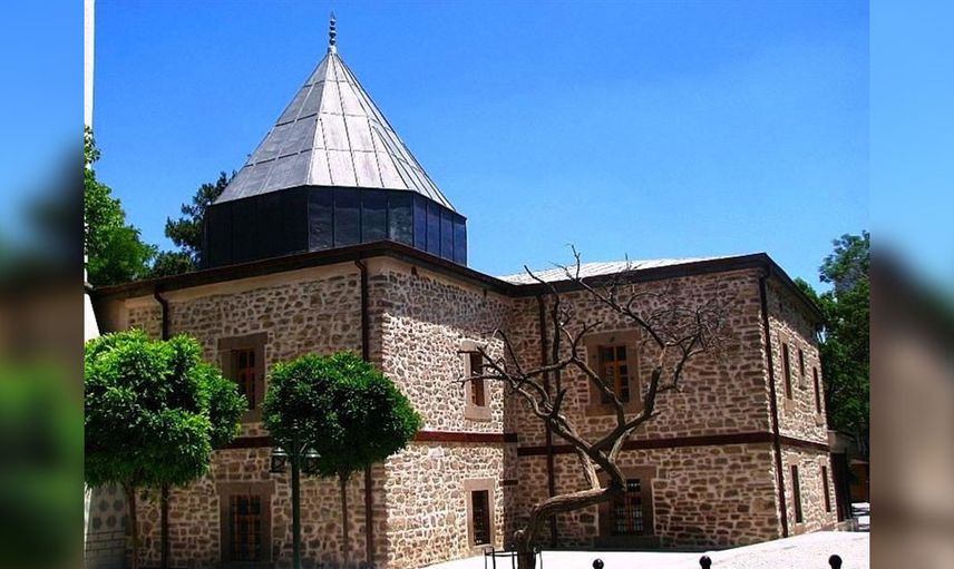 Şems-i Tebrizi Kimdir, En Güzel Sözleri Nelerdir?