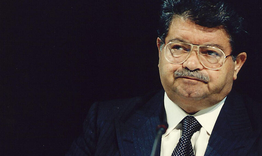 Turgut Özal Kimdir?