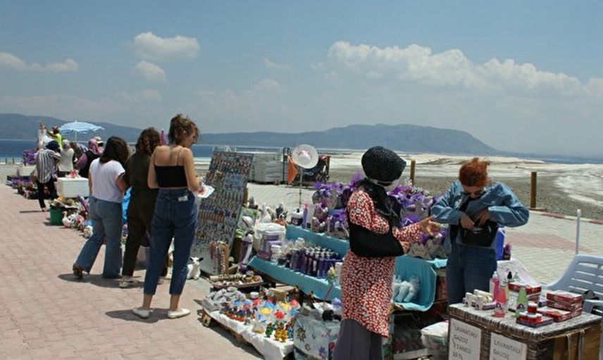Türkiye'nin Maldivleri Salda Gölü’ne Ziyaretçi Akını