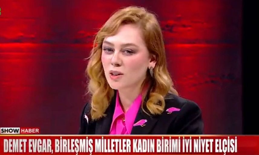 Demet Evgar Ana Haber'e çıktı: Görenler önce şaşırdı sonra duygulandı!