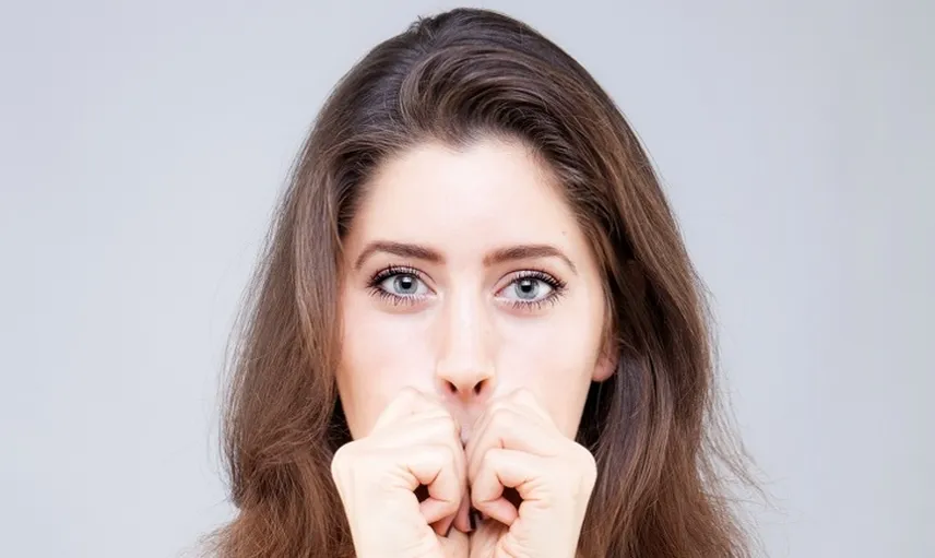 Yüz Yağlarını Gideren ve Kırışıklıklarla Mücadele Eden 9 Adımlı Egzersiz