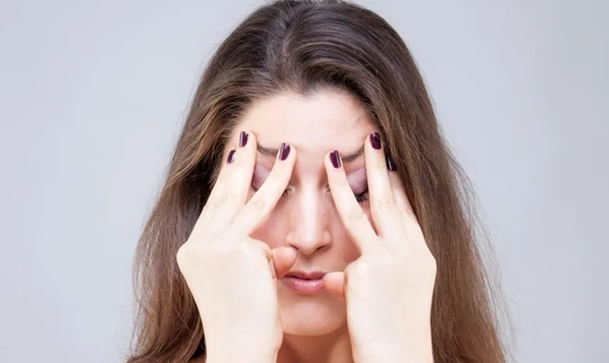 Yüz Yağlarını Gideren ve Kırışıklıklarla Mücadele Eden 9 Adımlı Egzersiz