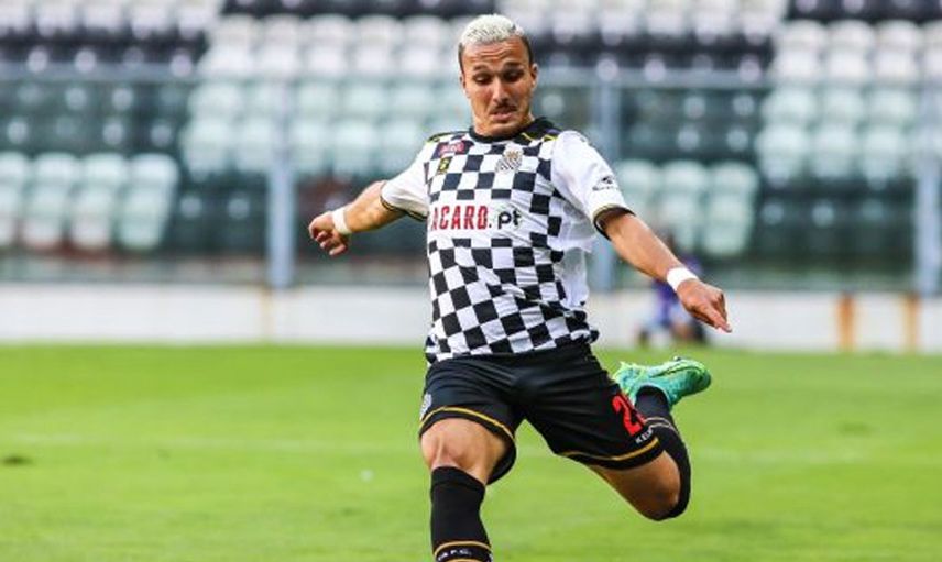 Performansı alkış aldı