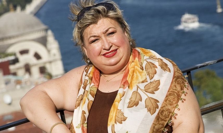 Ünlü Sanatçının 63 Yaşında Verdiği 35 Kiloyla Gelin Olduğu Birbirinden Güzel Fotoğraflar