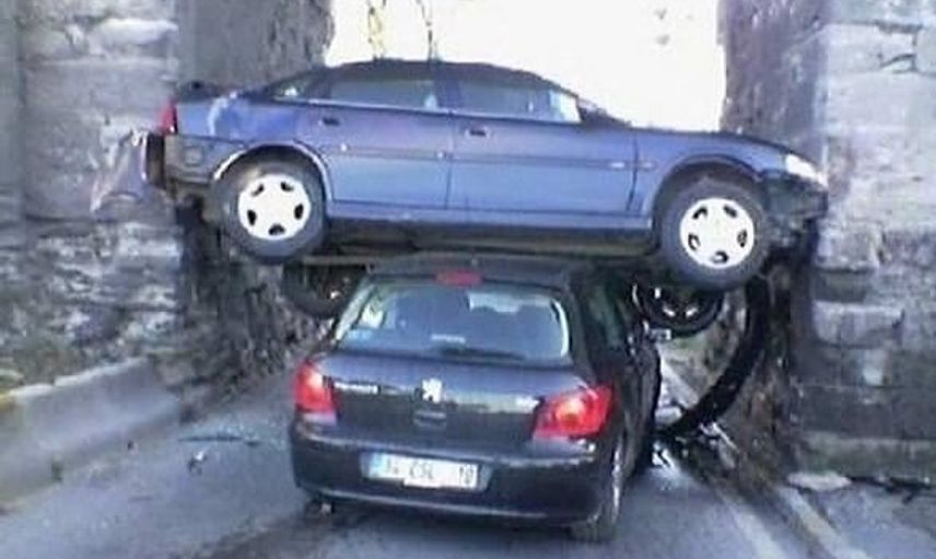 Yer Çekimine Meydan Okuyan 16 Tuhaf Kaza