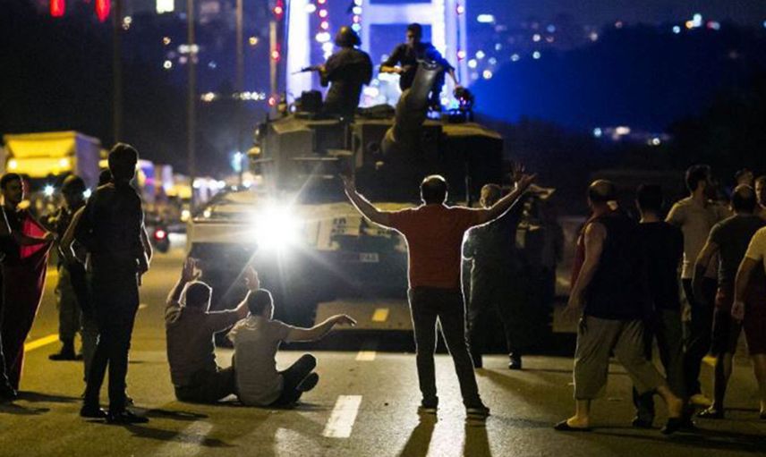 O Gece'yi Asla Unutmayacağız! İşte Dakika Dakika 15 Temmuz Darbe Girişimi