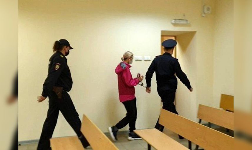 Ünlü rapçiyi hayranıyla basan kıskanç kadın, yaptıklarıyla tüyler ürpertti