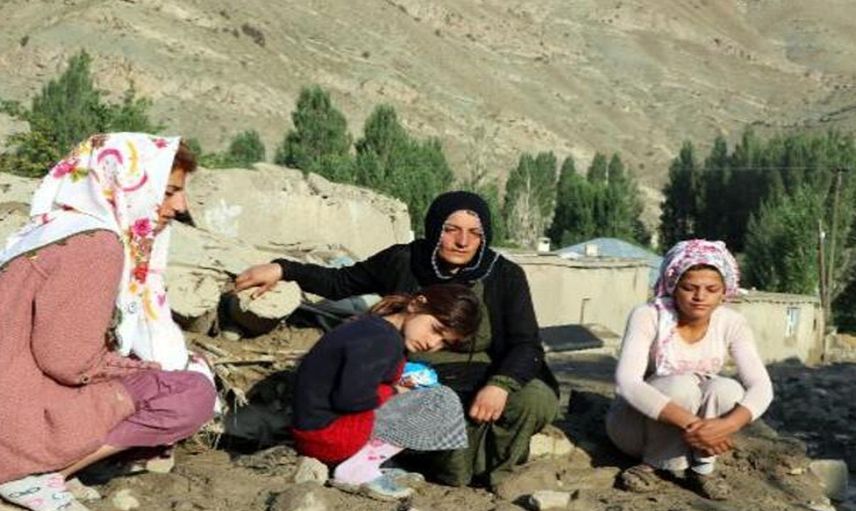 Van’da Genç Kadın Sele Kapıldı, O Anların Görüntüleri İzleyenleri Korkuttu