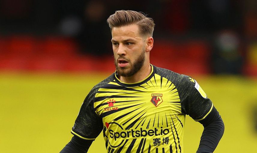 Watford'a geri döndü