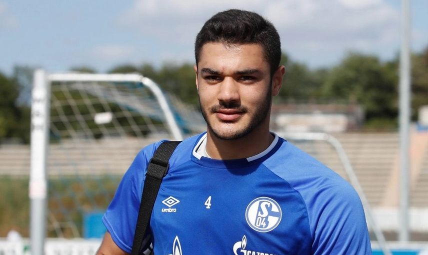 Roma, Ozan Kabak’ı Transfer Ediyor!