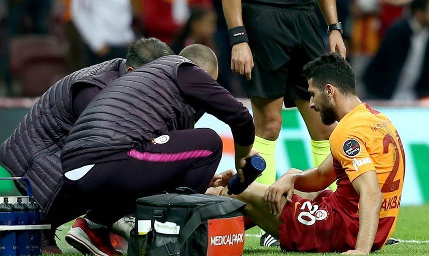 Alanyaspor, Emre Akbaba'yı Transfer Ettiğini Açıkladı
