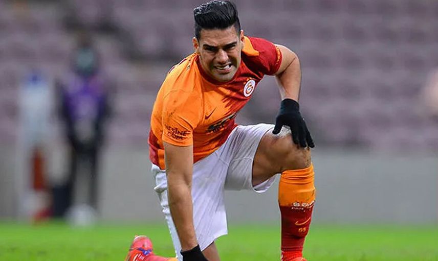 Burak Elmas Galatasaray'dan Ayrılan Radamel Falcao'nun Maliyetini Açıkladı!