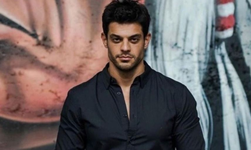 Hadise'nin eski eşi Mehmet Dinçerler katıldığı partiden +18 uyarısıyla paylaştı