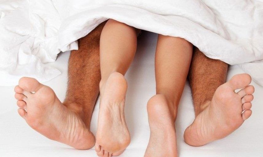 Kız arkadaşını cinsel ilişki sonrası spermini çalmaya çalışırken yakaladı