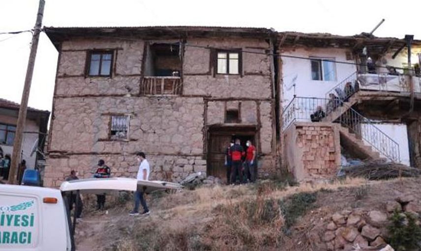 Afyonkarahisar'da Eşini ve Çocuğunu Öldüren Babanın Cenazesi Ailesinden Uzağa Defnedildi!