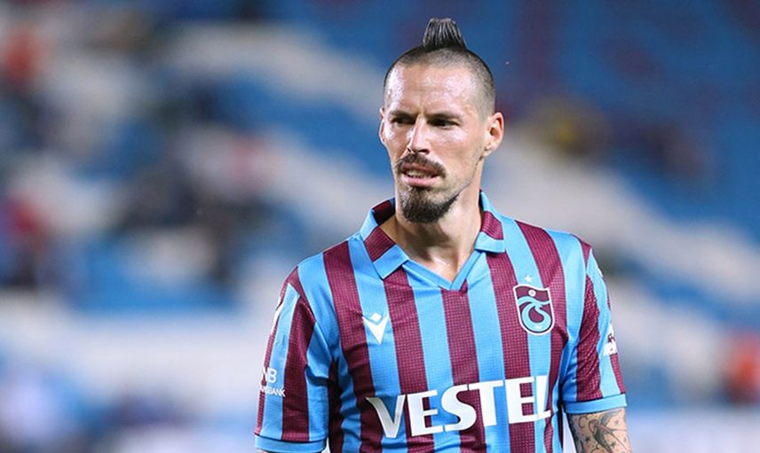 Trabzonsporlu Marek Hamsik şampiyonluk kutlamalarında taraftarlarına sürpriz yapacağını açıkladı