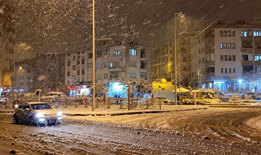 Trabzon'da Kar Engeli: Okullara 1 Gün Ara Verildi!