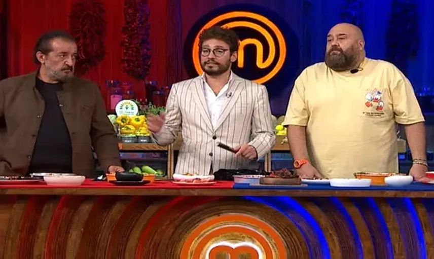 MasterChef'te yine olay var! Mehmet Şef bu kez sinirden kaşık fırlattı: Bundan sonra sizin bir açığınızı görürsem yandınız!