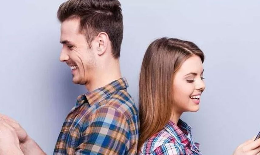 8 Aydır Flört Ettiği Kişi Ev Arkadaşı Çıktı