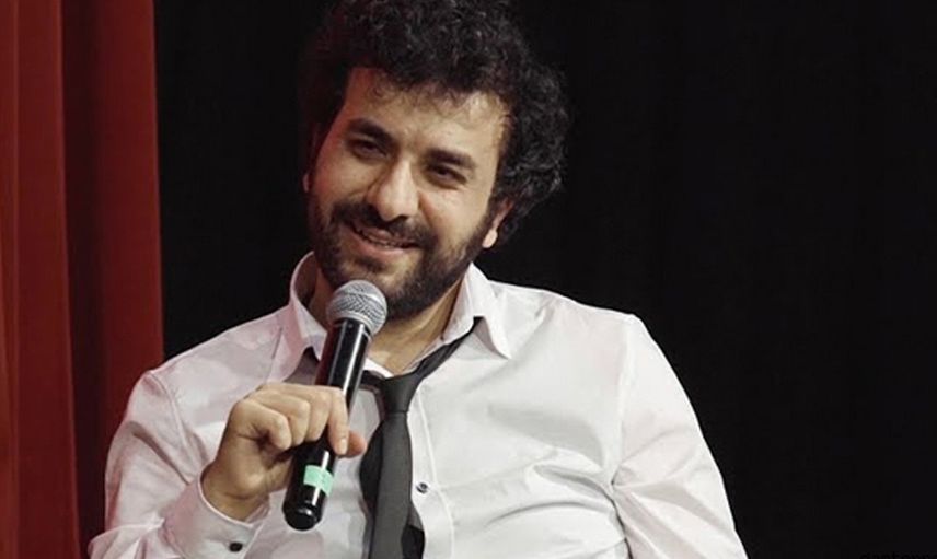 Konuşanlar'da skandal anlar: Hasan Can Kaya'ya silikonlarını gösterdi!