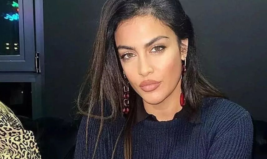 Müstehcen pozlarıyla gündem olan Tuğba Ekinci'den eczacıyı şaşkına çeviren cinsellik sorusu!