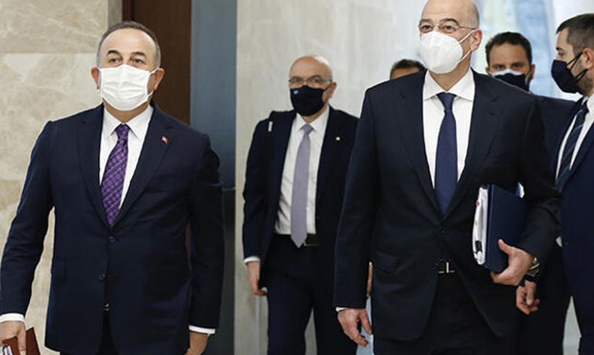 Dışişleri Bakanı Mevlüt Çavuşoğlu ve Yunan Mevkidaşı Nikos Dendias'ı Manşetten Verdiler!