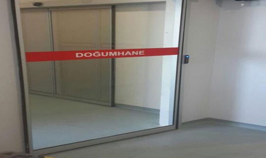 Annesiyle Doktora Giden Küçük Kızı Doğumhane Servisine Aldılar!