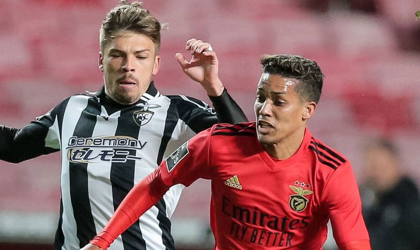 Fenerbahçe Pedrinho'nun transferi için harekete geçti!