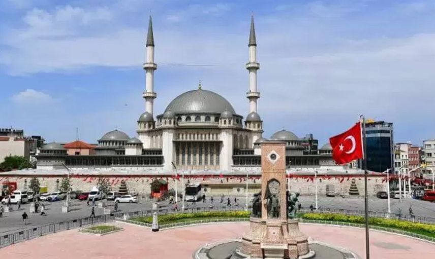 28 Mayıs 2021: Taksim Camii İbadete Açıldı