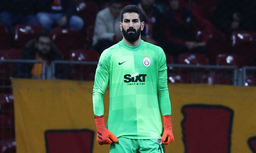 Galatasaray'ın Eski Kalecisi Hayrettin Demirbaş İsmail Çipe İle Fenerbahçeli Berke Özer'i Kıyasladı!