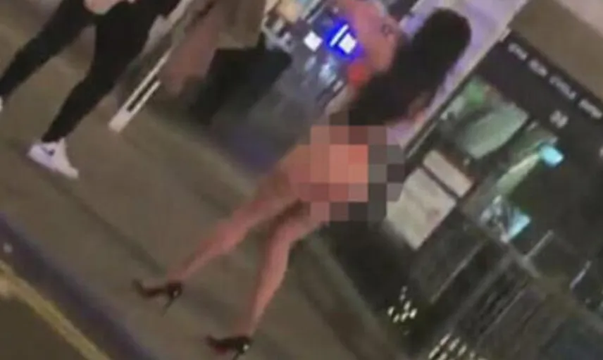 Rus Kadının Metroda Yaptığı Şey Görenleri Şaşkına Çevirdi