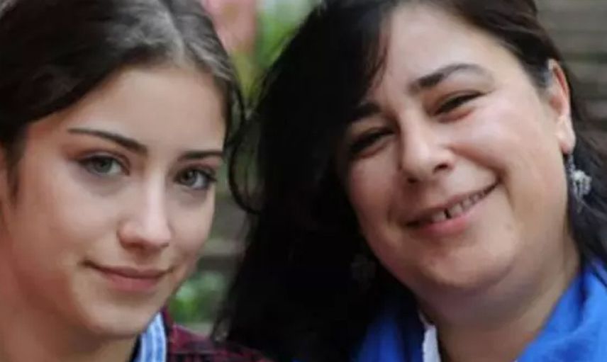 Kiracısıyla sokak ortasında birbirine girdi: Hazal Kaya'nın annesi zam yapmak isteyince ortalık karıştı!