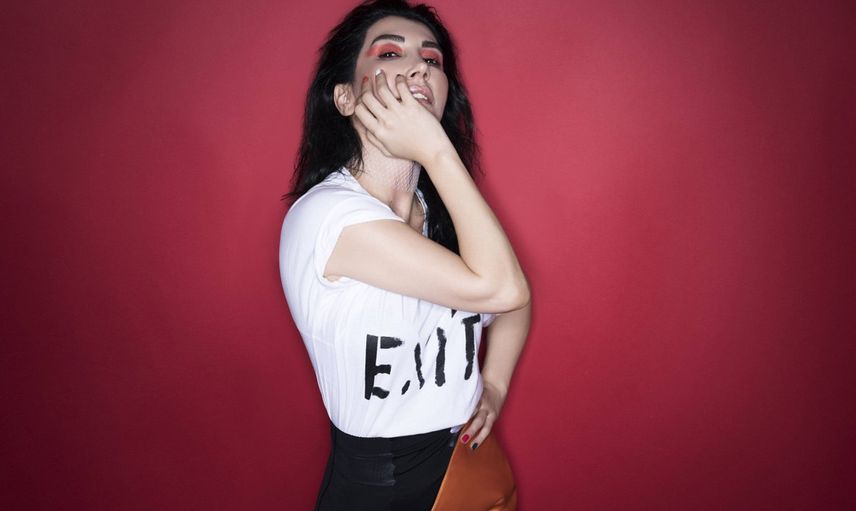 Hande Yener Kimdir?