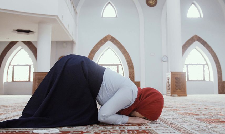 Namazı kabul olmayan 3 kişi
