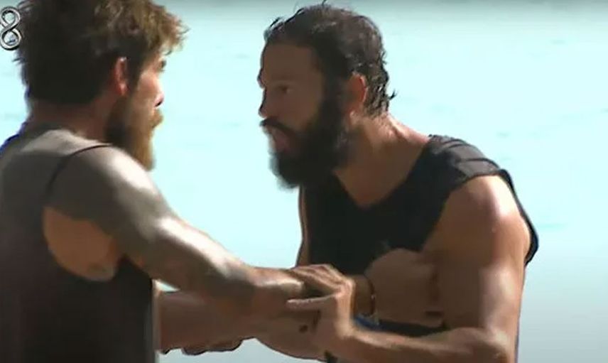 Survivor’da yine yeni bir skandal! Boksör Adem'in karizma yerlerde... Atakan ve Adem birbirine girdi Semih Öztürk sonunda patladı