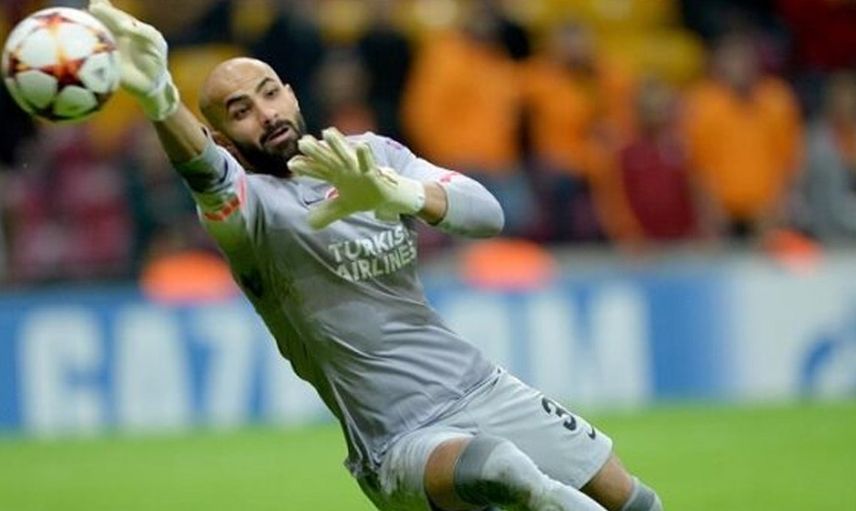 HANGİ TAKIMLARDA OYNADI?