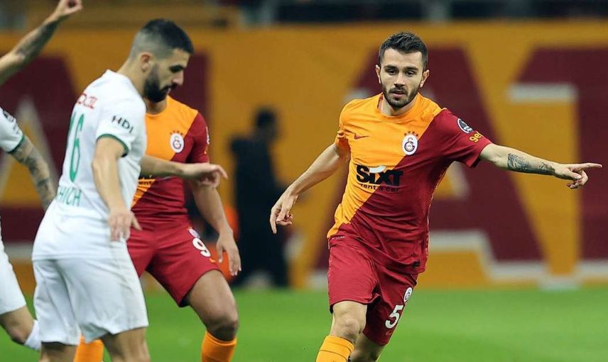 Ahmet Çakar Galatasaraylı Futbolcuları Yerden Yere Vurdu!