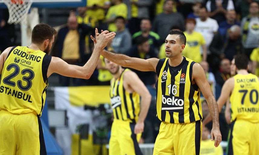 Fenerbahçe'de Pozitif Vakalar Artıyor
