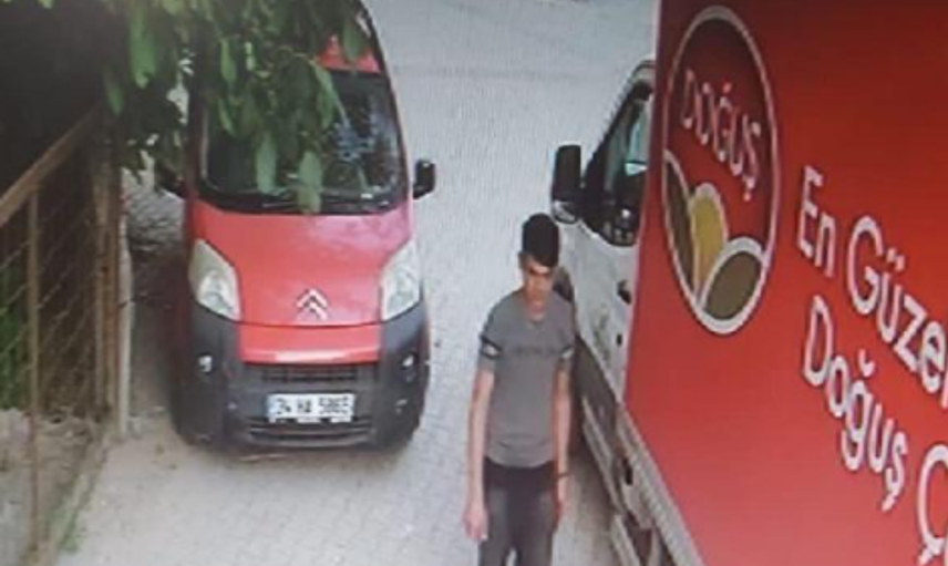 Genç Kızın Başına Taşla Vuran Afganistanlı Yaptıklarıyla Kan Dondurdu