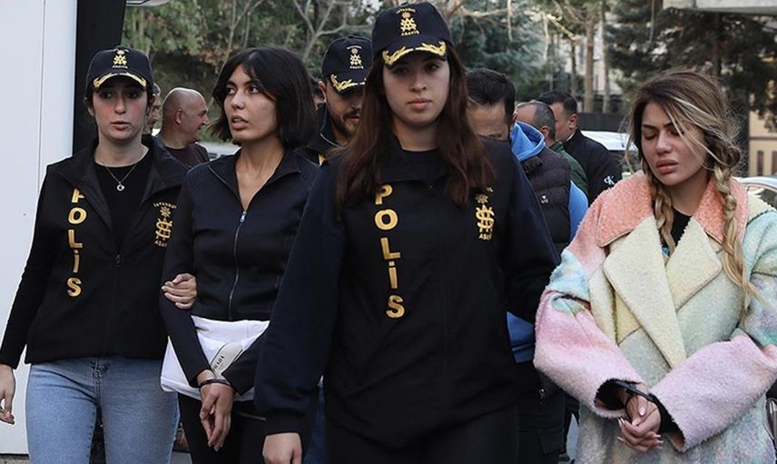 Candan kardeşler cezaevinde de uslanmadı: Olay çıkarttılar! İnfaz koruma memuruna...