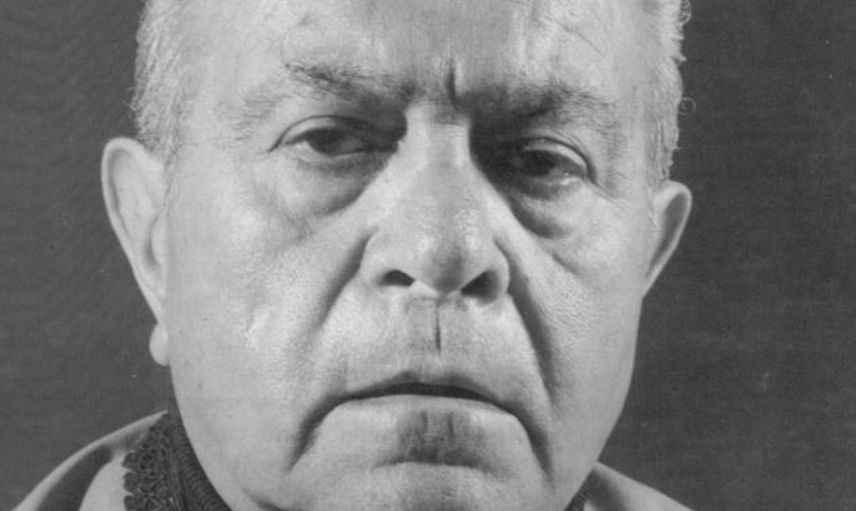 Ahmet Arif Kimdir, Siyasi Görüşü, Hayatı ve Şiirlerinin Özellikleri Nedir?